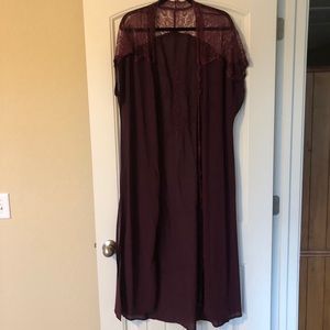 Maroon Duster/Kimono w/lace